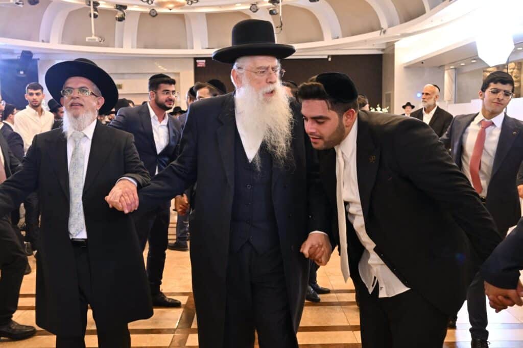 הרבנים הראשיים השתתפו בשמחת נישואי בת הגר"י הללויה