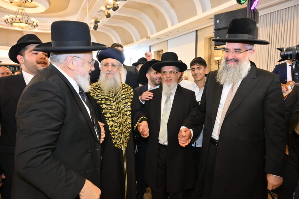 הרבנים הראשיים השתתפו בשמחת נישואי בת הגר"י הללויה
