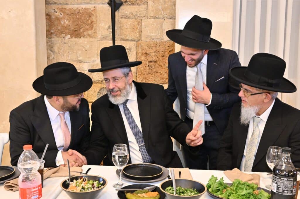 הרבנים הראשיים השתתפו בשמחת נישואי בת הגר"י הללויה
