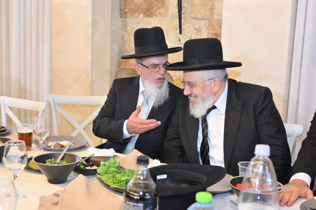 הרבנים הראשיים השתתפו בשמחת נישואי בת הגר"י הללויה