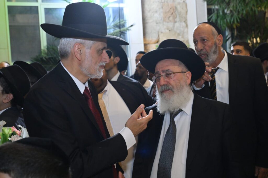 הרבנים הראשיים השתתפו בשמחת נישואי בת הגר"י הללויה