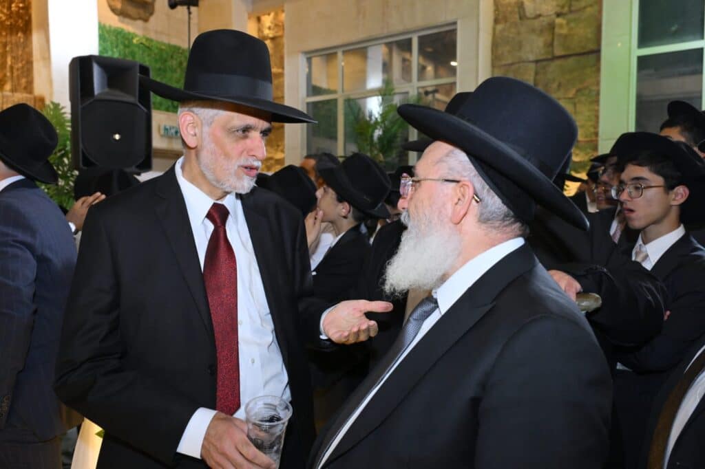 הרבנים הראשיים השתתפו בשמחת נישואי בת הגר"י הללויה