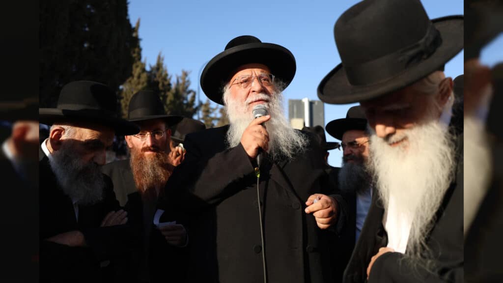 כשלוקחים בחורי ישיבות בשבי, זה מעכב שחרור חטופים