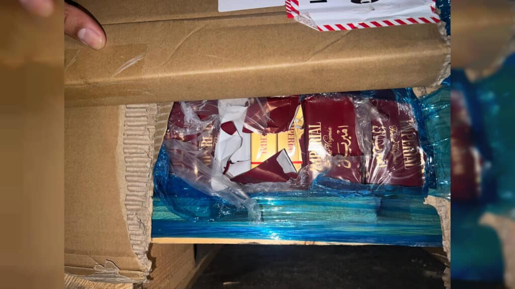 זה מה שנתפס במשאיות הסיוע בדרך לרצועת עזה