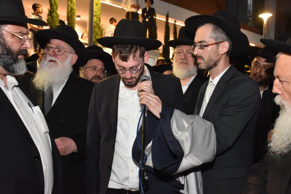 אלפים מתושבי בני ברק ליוו למנוחות את הנרצח בפיגוע