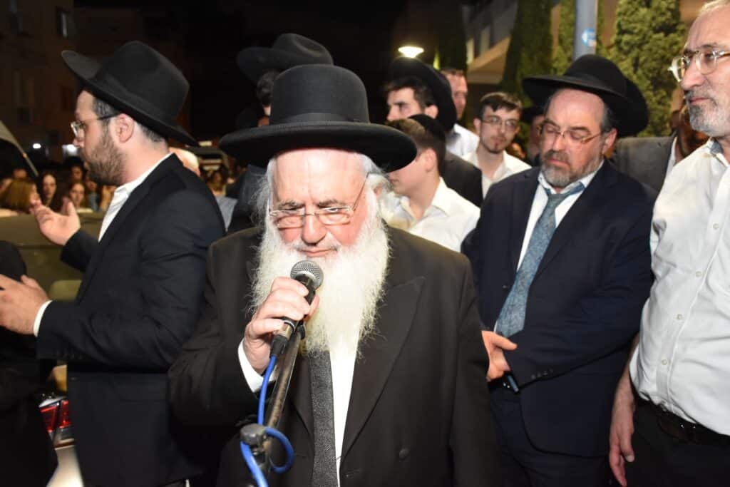 אלפים מתושבי בני ברק ליוו למנוחות את הנרצח בפיגוע