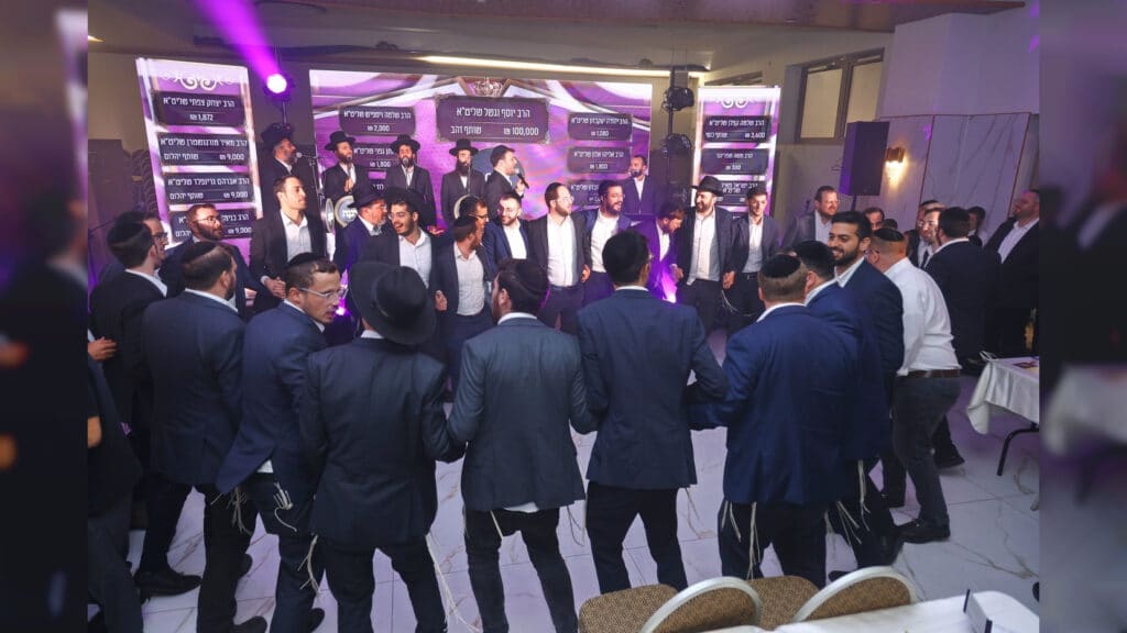 הקהילה החרדית בקרית אתא החלה בכתיבת ספר תורה חדש