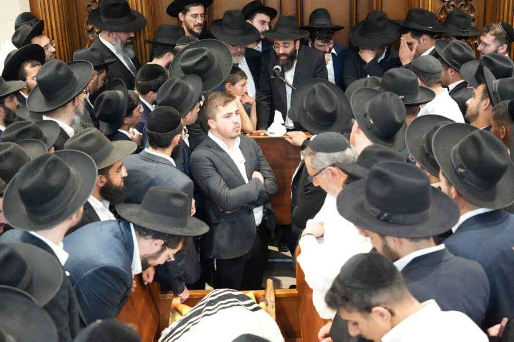 גלריה: אלפים ליוו למנוחות את הגאון רבי יעקב זכריה זצ"ל