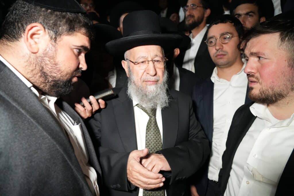 גלריה: אלפים ליוו למנוחות את הגאון רבי יעקב זכריה זצ"ל