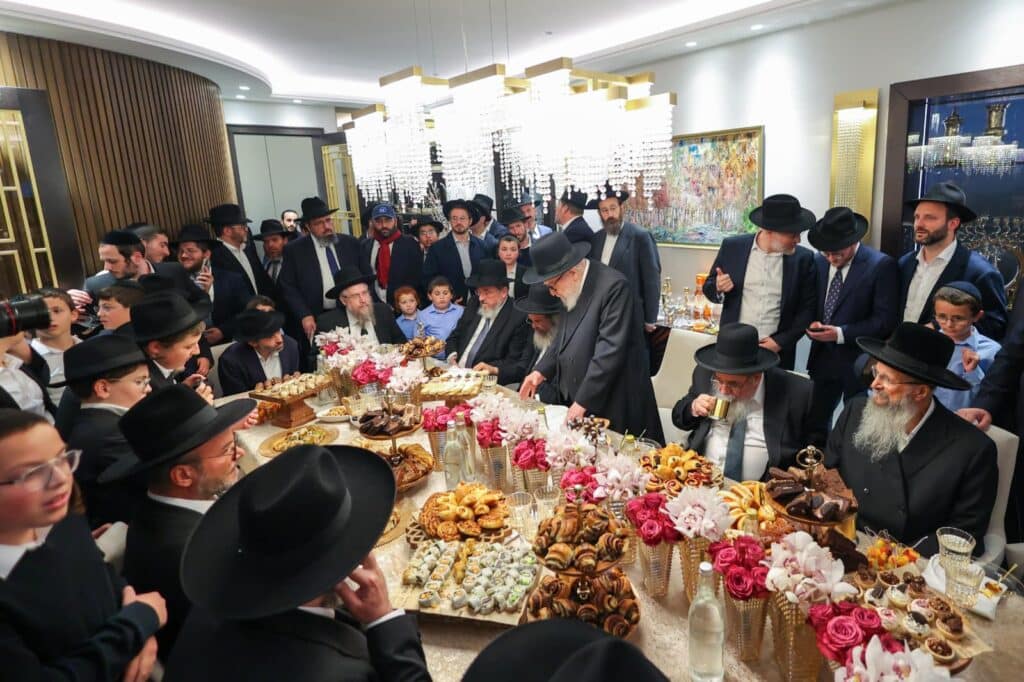 מרן ראש הישיבה הגרמ"ה הירש פרץ בבכי שטלטל את הנוכחים