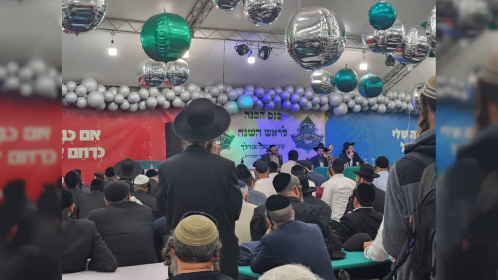 תיעוד מיוחד: עשרות אלפים הגיעו לציון הקדוש באומן