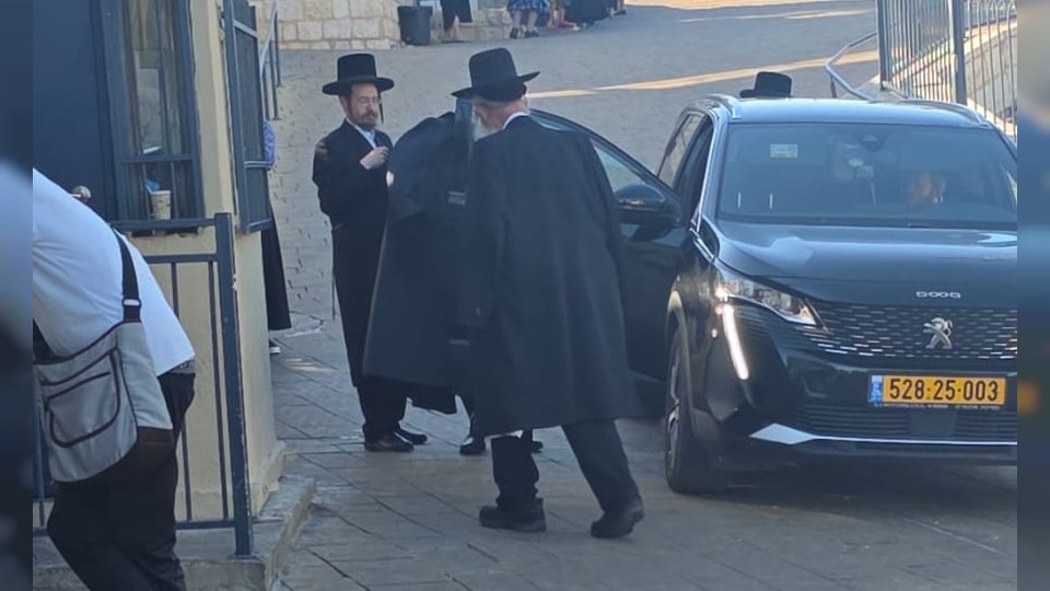 המשב"ק: המחלוקת שאיימה לקרוע את הישיבה לצעירים המשב"ק: המחלוקת שאיימה לקרוע את הישיבה לצעירים