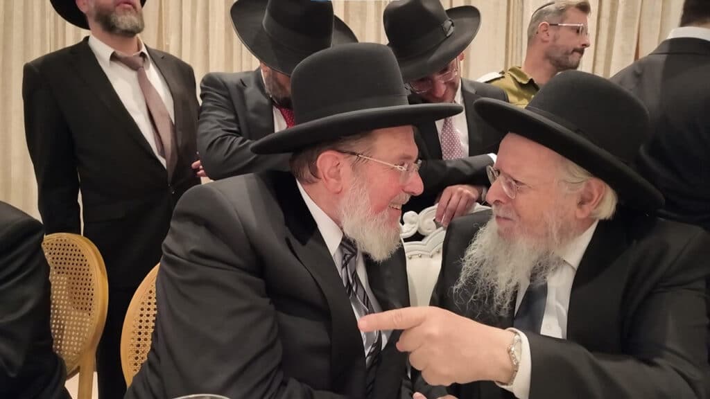 המשב"ק: המחלוקת שאיימה לקרוע את הישיבה לצעירים המשב"ק: המחלוקת שאיימה לקרוע את הישיבה לצעירים