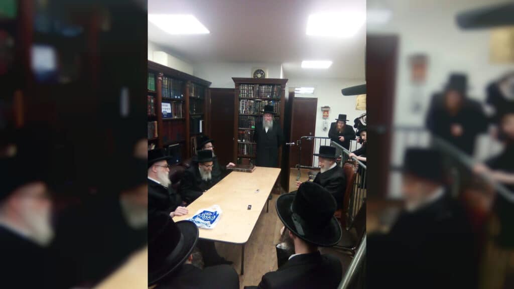 המשב"ק: המחלוקת שאיימה לקרוע את הישיבה לצעירים המשב"ק: המחלוקת שאיימה לקרוע את הישיבה לצעירים