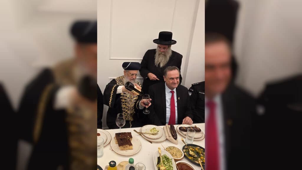 איצקוביץ': כינוס הנגידים החשאי ואיש התקשורת שאושפז איצקוביץ': כינוס הנגידים החשאי ואיש התקשורת שאושפז