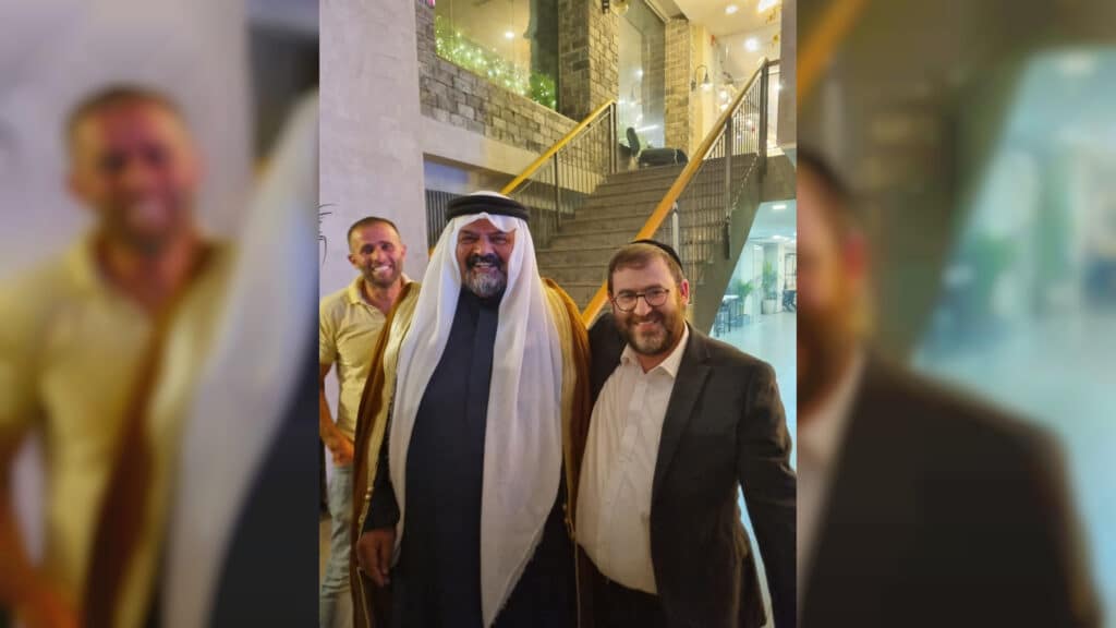 איצקוביץ': הבכיר החרדי שהתפטר והעניבה של היח"צן