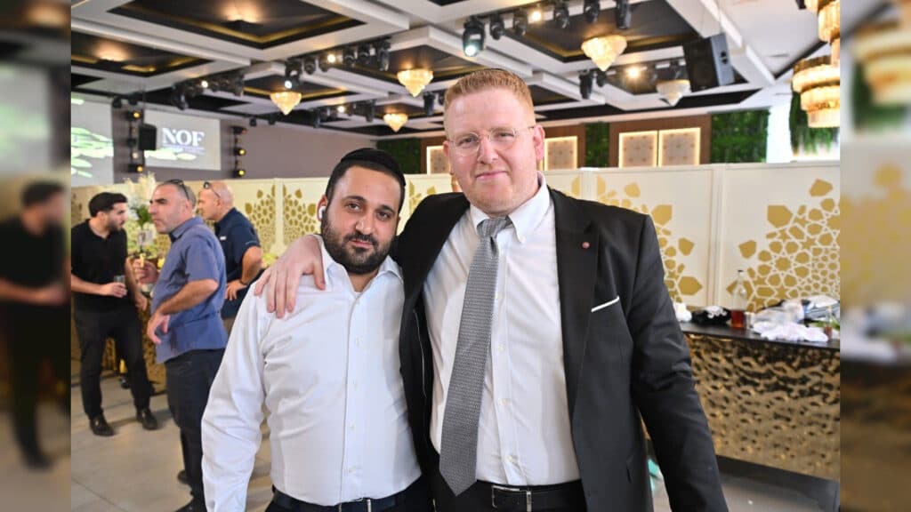 איצקוביץ': הבכיר החרדי שהתפטר והעניבה של היח"צן