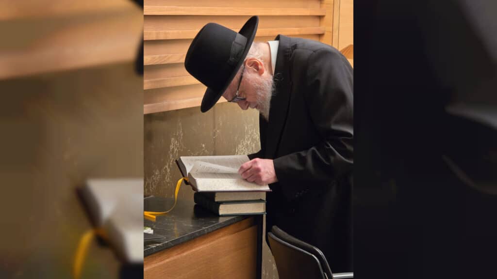 המשב"ק: הקרב על ההלכה והפנצ'ר בדרך לסליחות ראשונות המשב"ק: הקרב על ההלכה והפנצ'ר בדרך לסליחות ראשונות