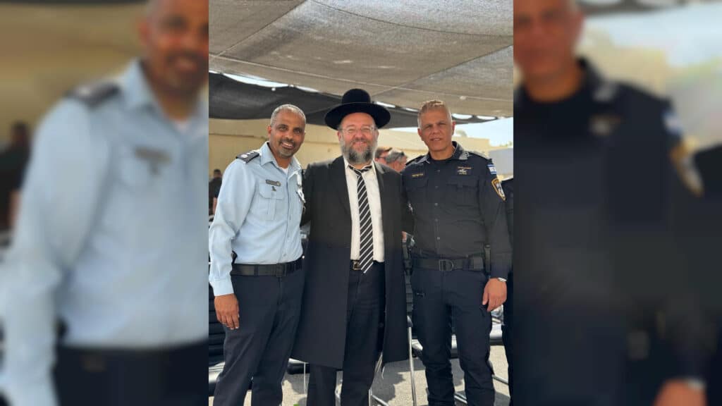 איצקוביץ': המפתחות שאבדו והצביטה בלחי של השר