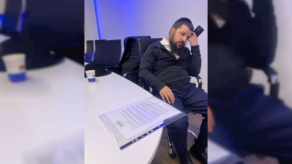 איצקוביץ': המפתחות שאבדו והצביטה בלחי של השר