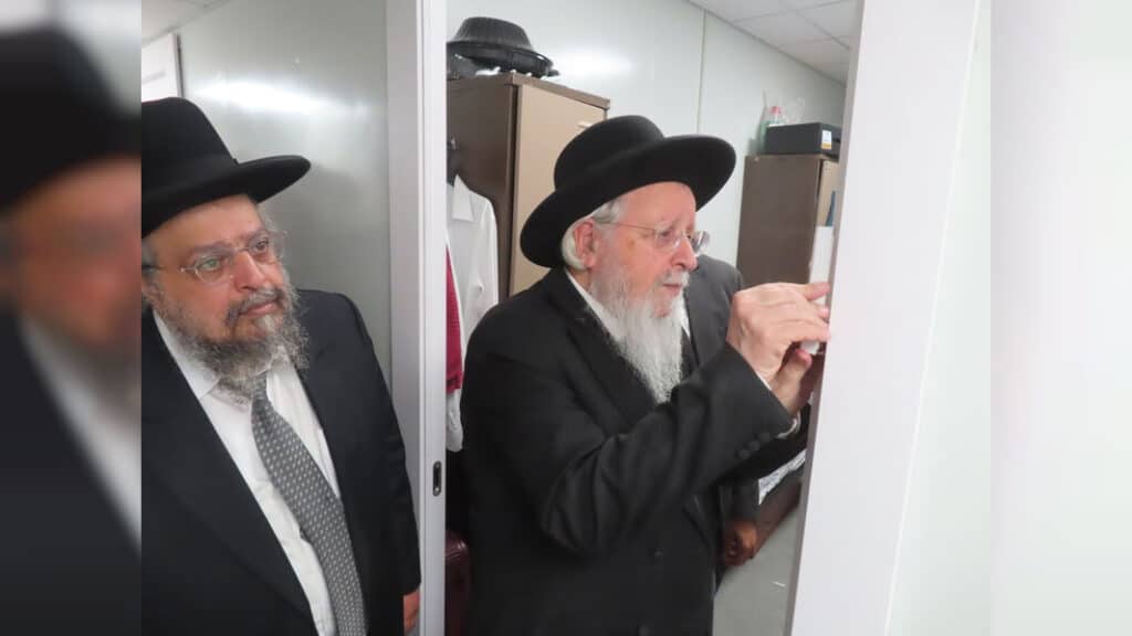 המשב"ק: הקרב על ההלכה והפנצ'ר בדרך לסליחות ראשונות המשב"ק: הקרב על ההלכה והפנצ'ר בדרך לסליחות ראשונות