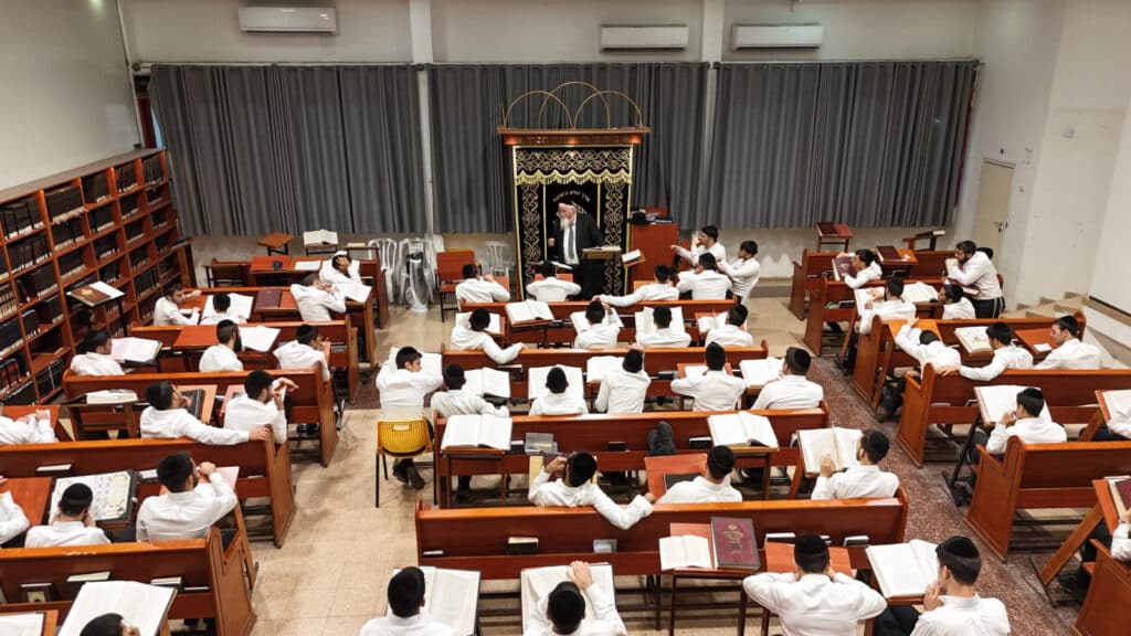 המשב"ק: הקרב על ההלכה והפנצ'ר בדרך לסליחות ראשונות המשב"ק: הקרב על ההלכה והפנצ'ר בדרך לסליחות ראשונות