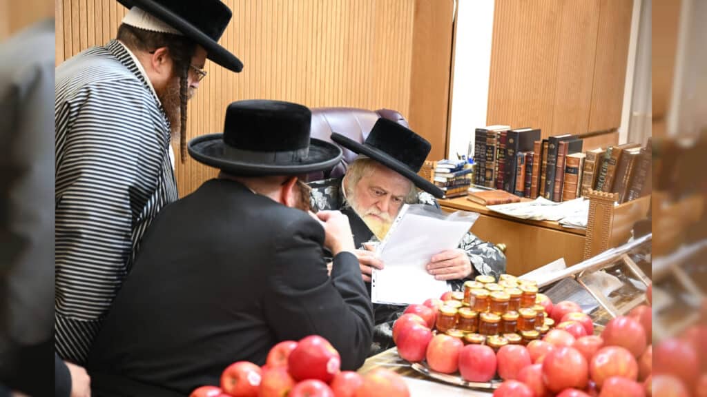 המשב"ק: הקרב על ההלכה והפנצ'ר בדרך לסליחות ראשונות המשב"ק: הקרב על ההלכה והפנצ'ר בדרך לסליחות ראשונות