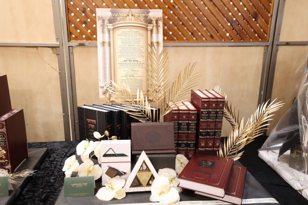 בנו של ראש הכוללים הגר"מ דינר חגג בר מצווה