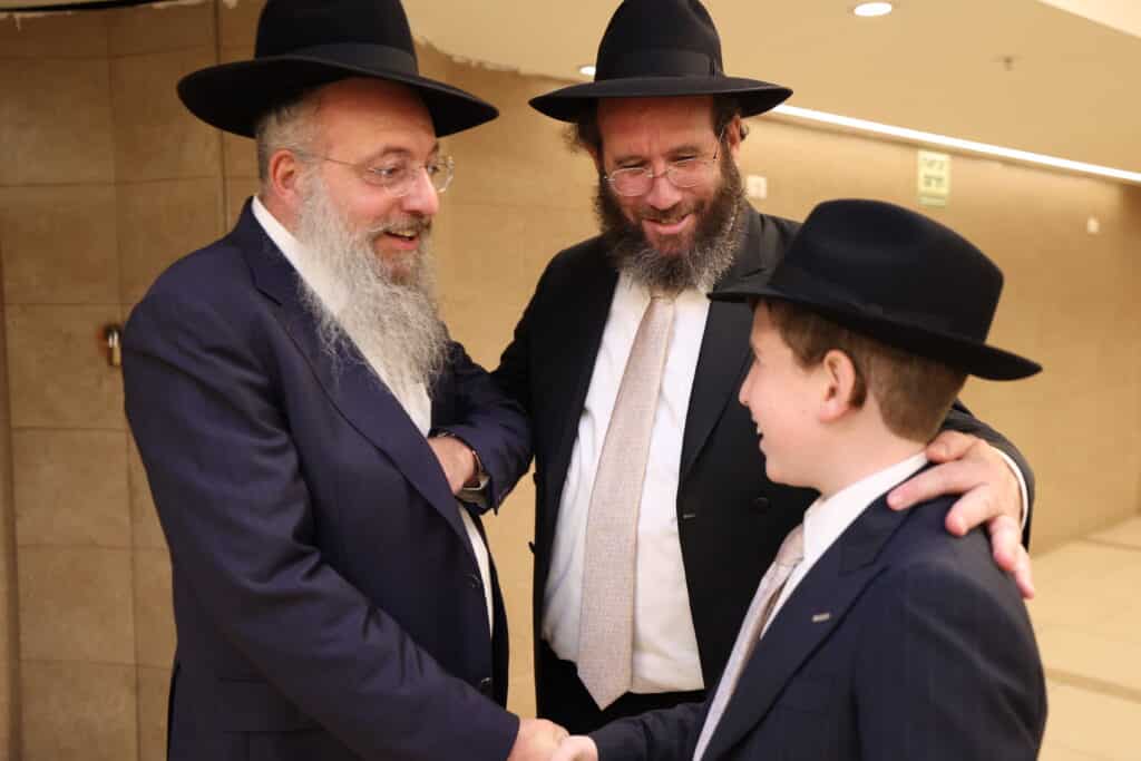 בנו של ראש הכוללים הגר"מ דינר חגג בר מצווה