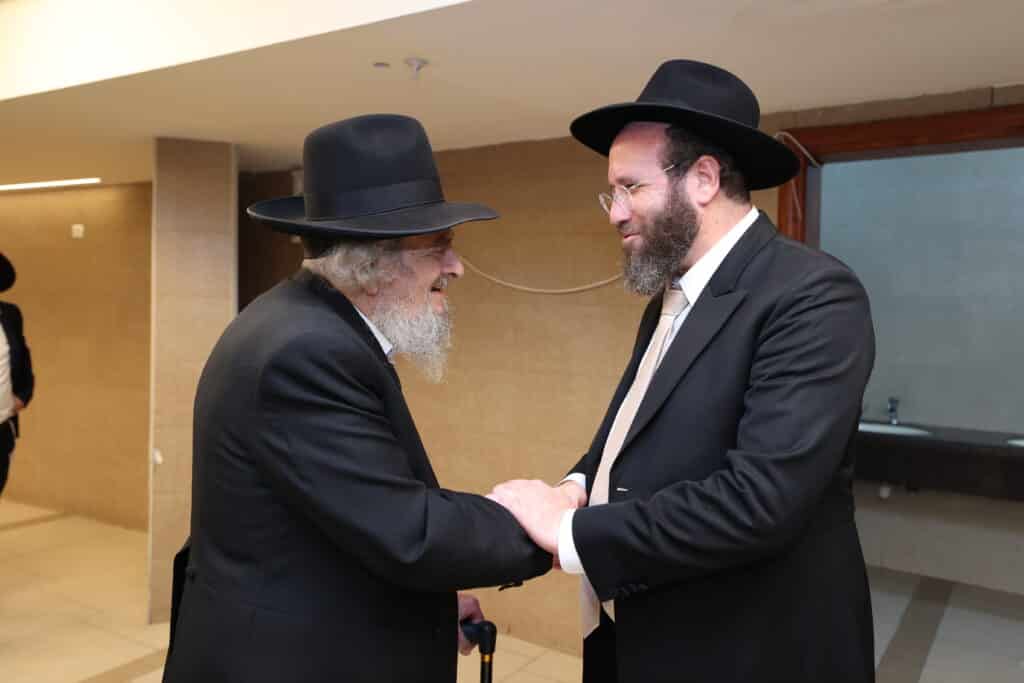 בנו של ראש הכוללים הגר"מ דינר חגג בר מצווה