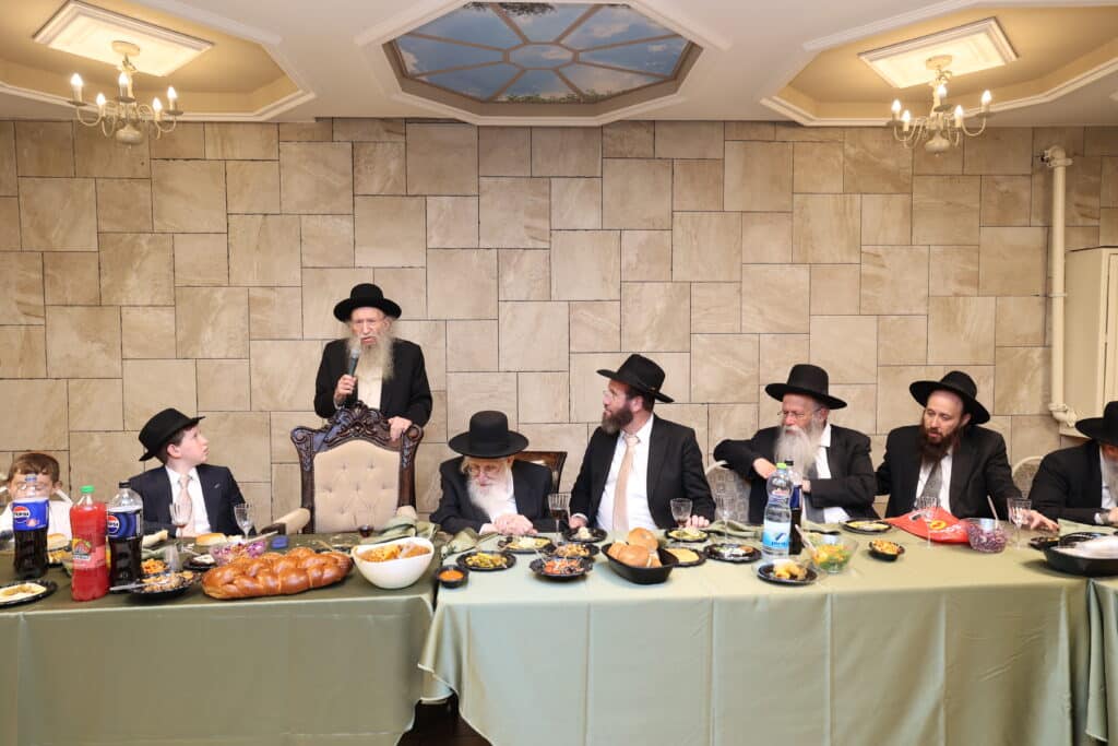 בנו של ראש הכוללים הגר"מ דינר חגג בר מצווה