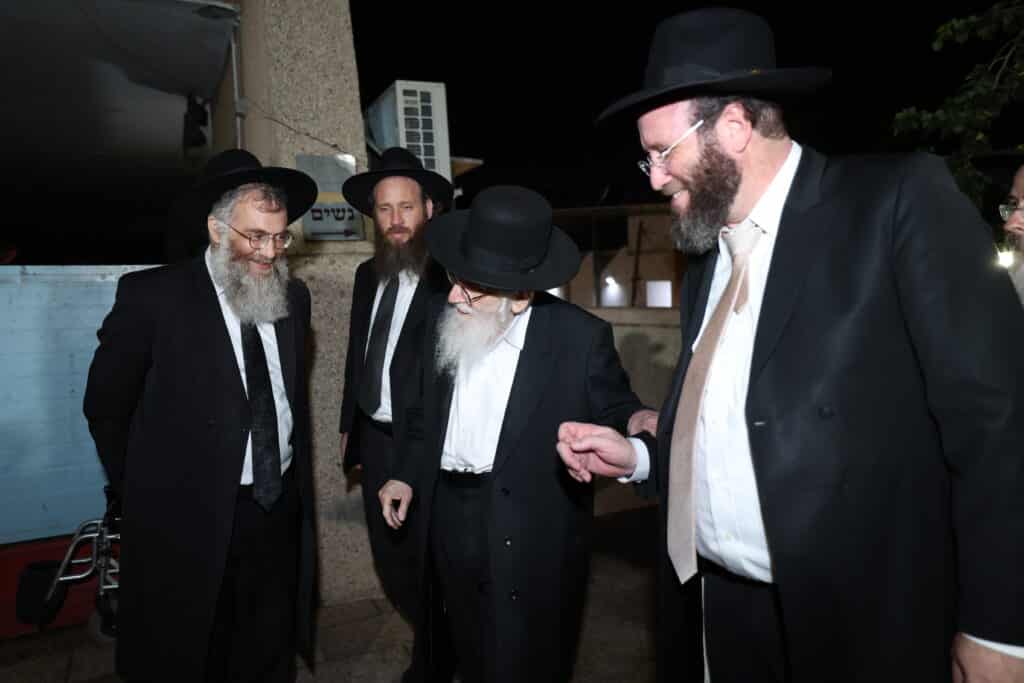 בנו של ראש הכוללים הגר"מ דינר חגג בר מצווה