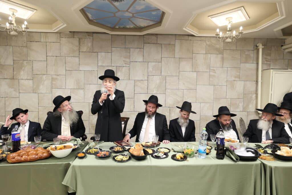 בנו של ראש הכוללים הגר"מ דינר חגג בר מצווה