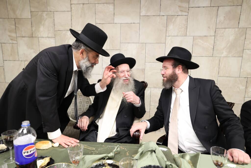 בנו של ראש הכוללים הגר"מ דינר חגג בר מצווה