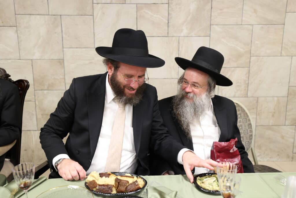 בנו של ראש הכוללים הגר"מ דינר חגג בר מצווה