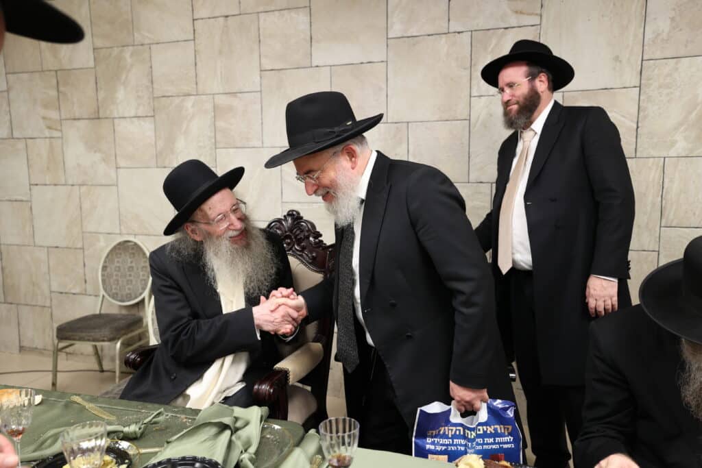 בנו של ראש הכוללים הגר"מ דינר חגג בר מצווה