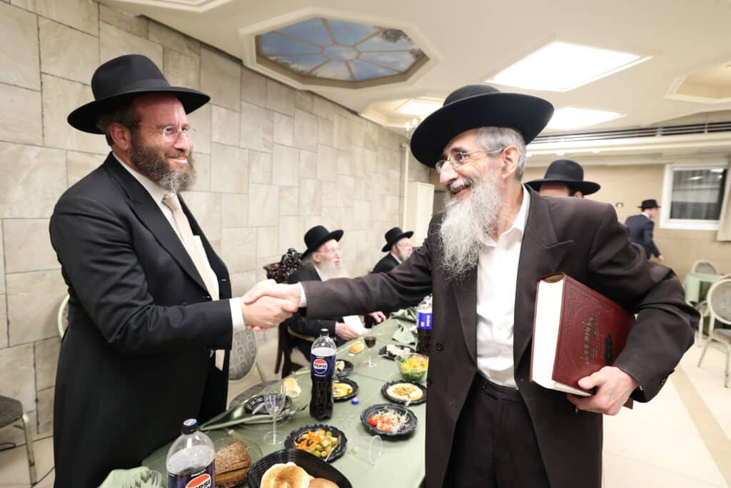 בנו של ראש הכוללים הגר"מ דינר חגג בר מצווה