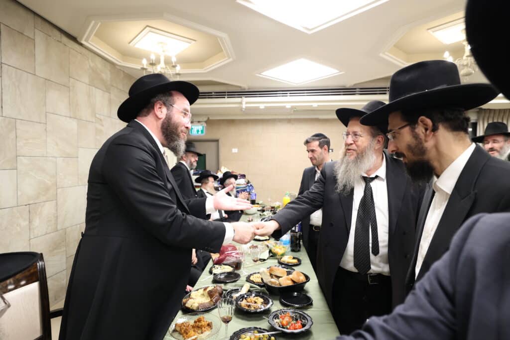 בנו של ראש הכוללים הגר"מ דינר חגג בר מצווה