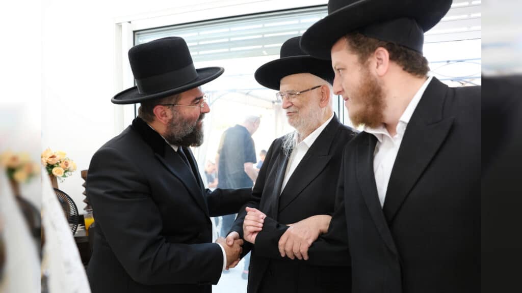 גלריה: בקריית גת חנכו את בית הכנסת עם הכנסת ספר תורה