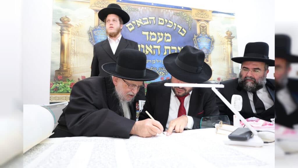 גלריה: בקריית גת חנכו את בית הכנסת עם הכנסת ספר תורה