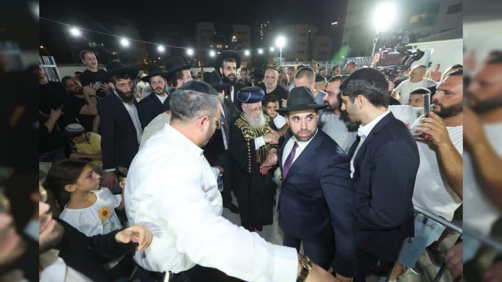 גלריה: בקריית גת חנכו את בית הכנסת עם הכנסת ספר תורה