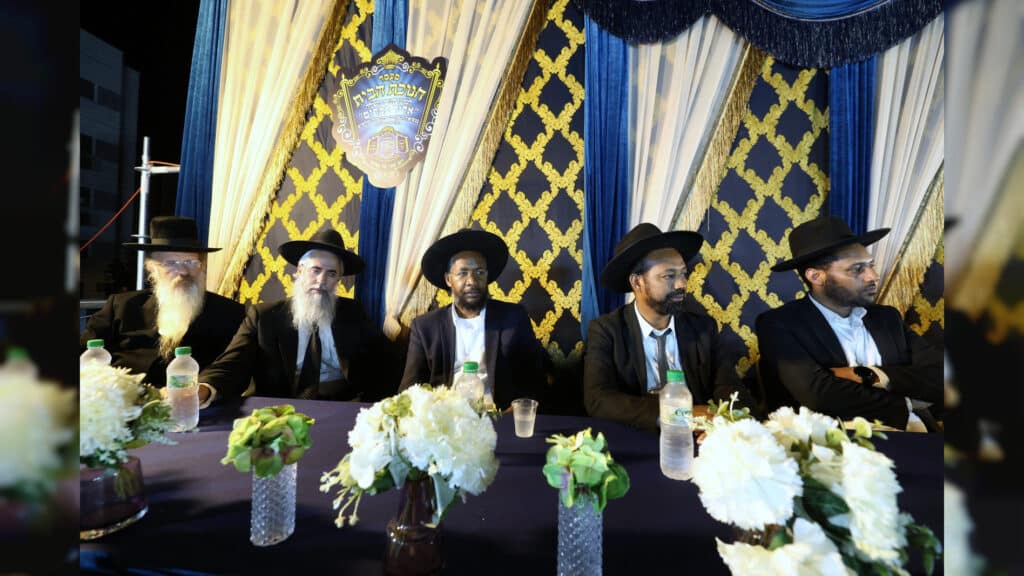 גלריה: בקריית גת חנכו את בית הכנסת עם הכנסת ספר תורה