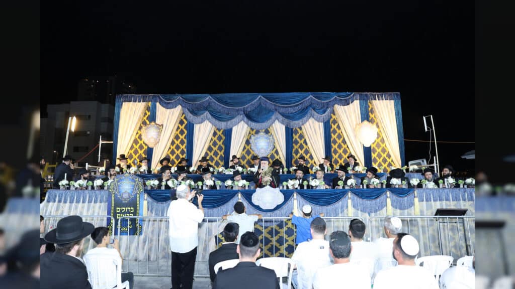 גלריה: בקריית גת חנכו את בית הכנסת עם הכנסת ספר תורה