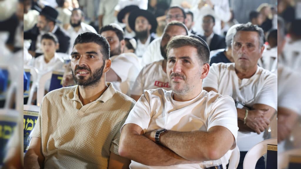 גלריה: בקריית גת חנכו את בית הכנסת עם הכנסת ספר תורה