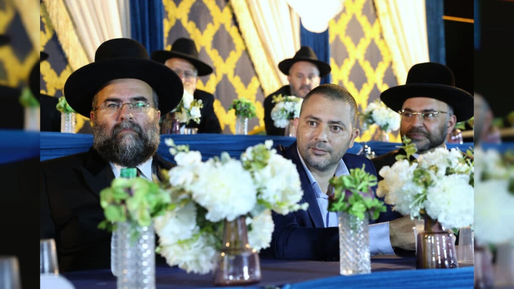 גלריה: בקריית גת חנכו את בית הכנסת עם הכנסת ספר תורה