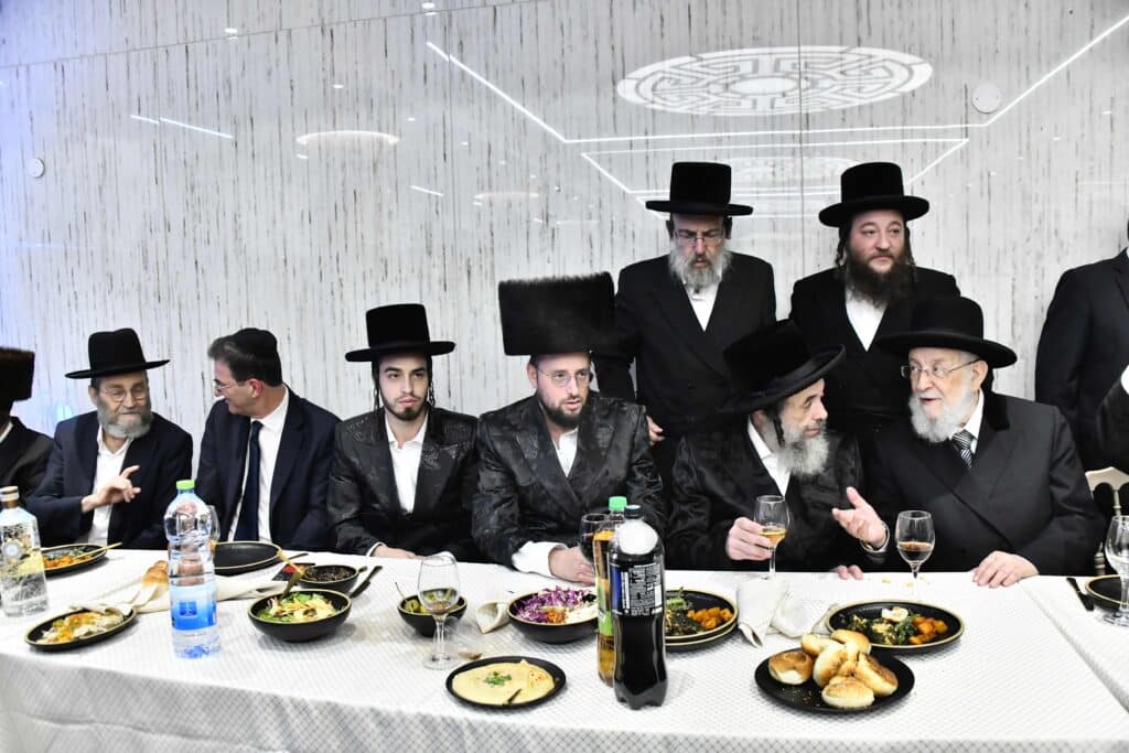 איש התקשורת אירס את בתו - כולם התייצבו לאחל מזל טוב