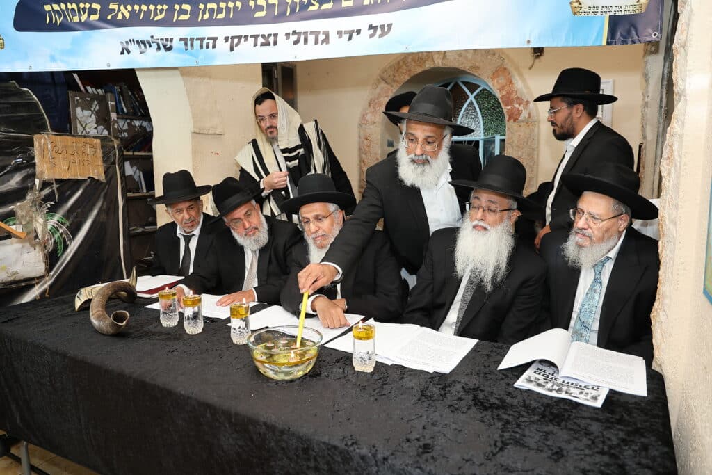 רבני תימן עלו למסע תפילה היסטורי בעמוקה, צפת וציון הרשב"י