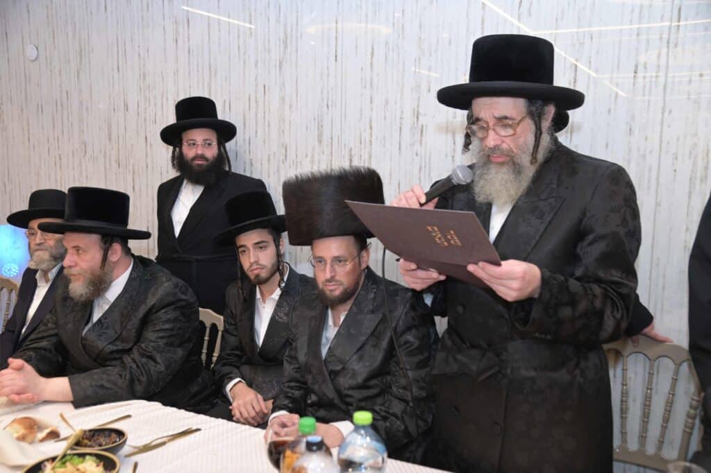 איש התקשורת אירס את בתו - כולם התייצבו לאחל מזל טוב