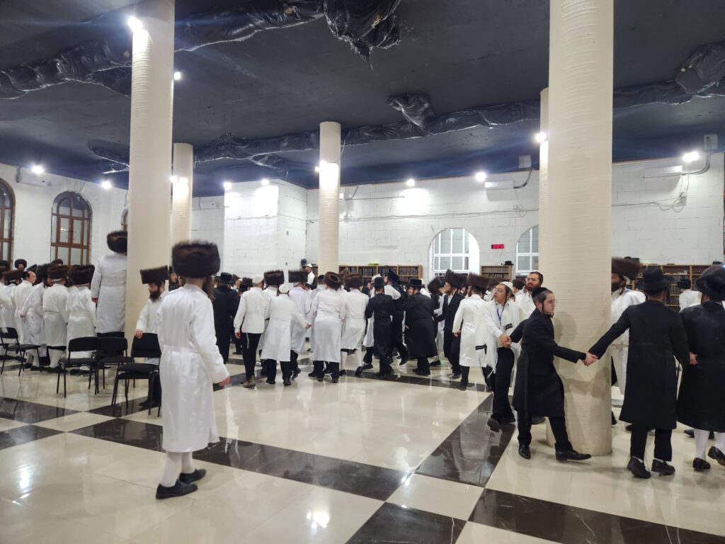 מעל 55 אלף איש התקבצו על ציונו של רבי נחמן מברסלב