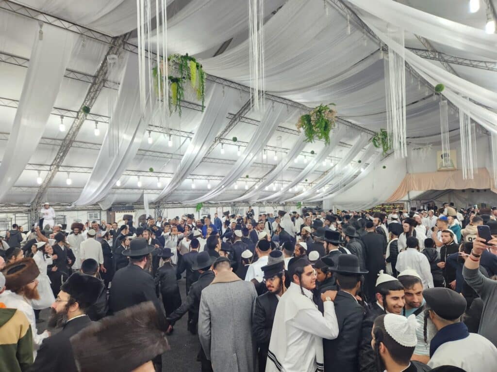 מעל 55 אלף איש התקבצו על ציונו של רבי נחמן מברסלב